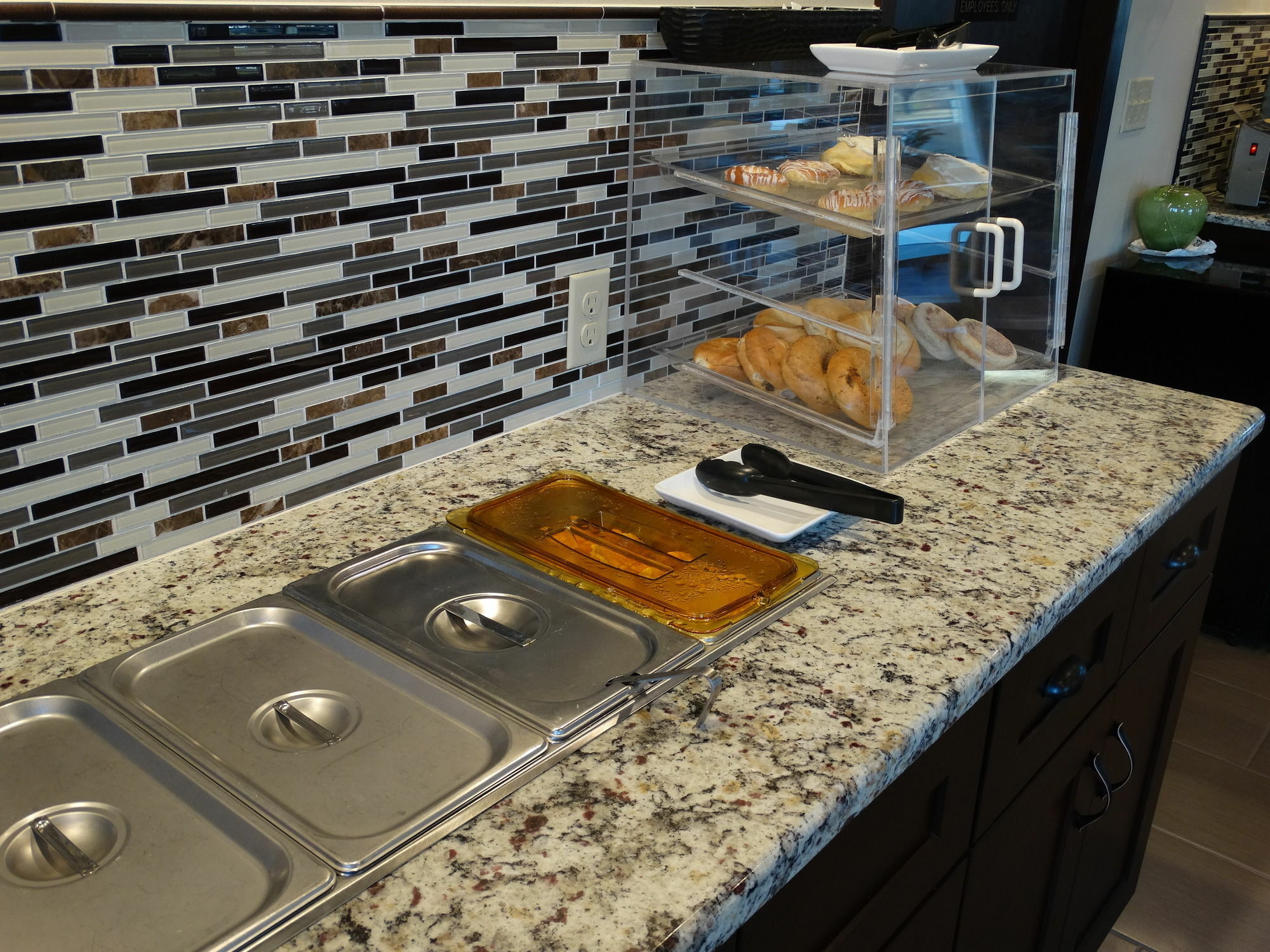 Quality Inn & Suites Kennewick Tri-Cities كينويك، واشنطن المظهر الخارجي الصورة